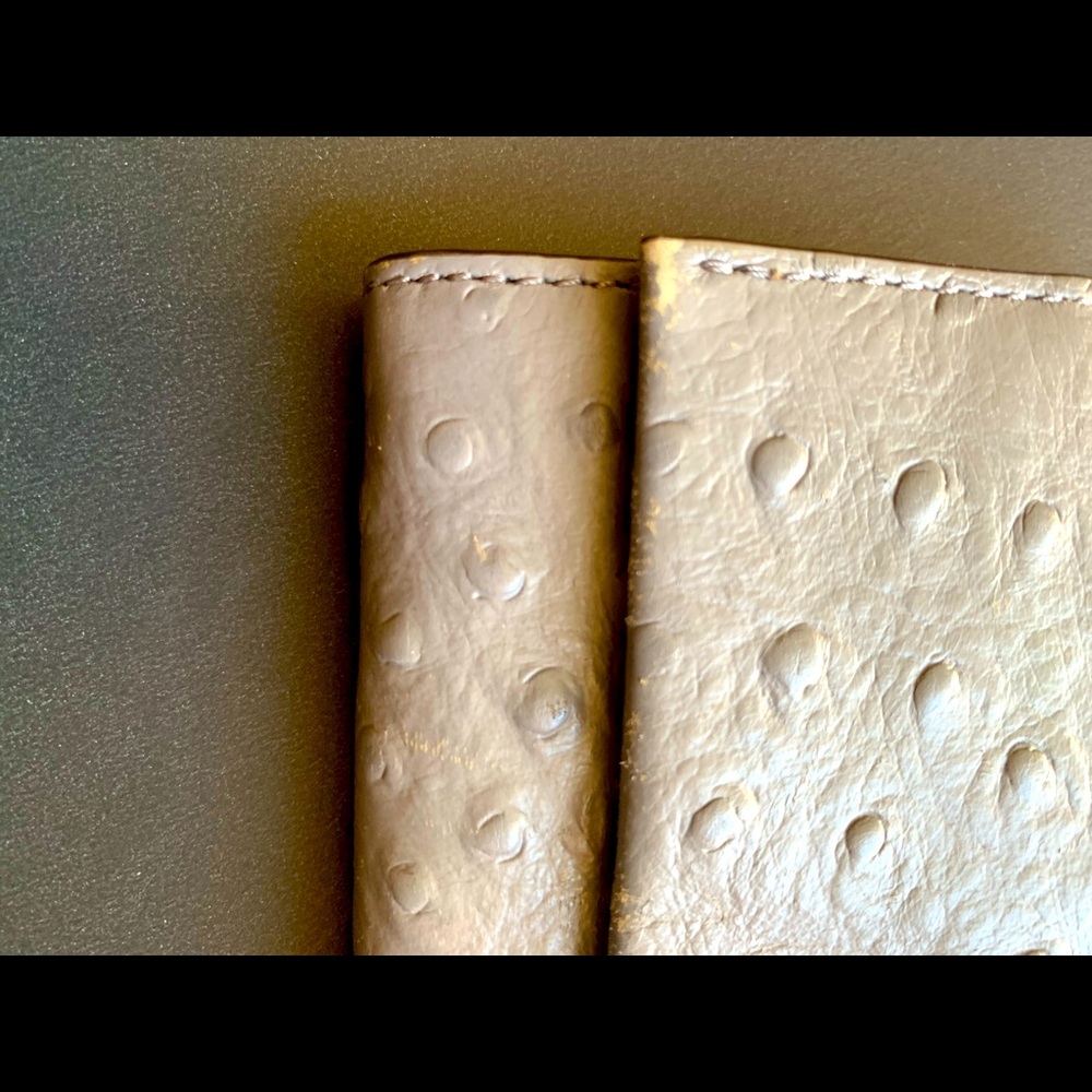 Kate Spade Wallet - Picture 6 of 8